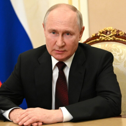 Путин поздравил Сердара Бердымухамедова с Днем независимости Туркменистана