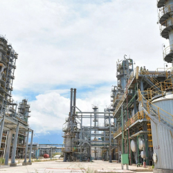 Кыргызстан мунайын Россиянын жардамы менен кайра иштетүүнү көздөөдө