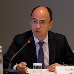 Ата-энесинен тартып алынган балдарды Өзбекстан эмне кылат?