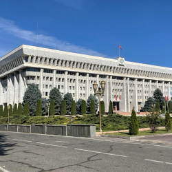За три месяца государственный долг Кыргызстана вырос на $107,73 миллиона