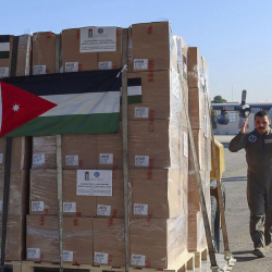 Египет направил 106 грузовиков гуманитарной помощи Палестине