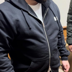 ГКНБ задержал иностранца, который хотел вывезти из КР почти 52 кг золотых слитков