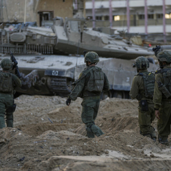 Армия Израиля атаковала больницу в Газе. ХАМАС назвал ответственных за итоги штурма медучреждения