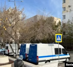 Казакстанда активисттерди кармоо уланууда