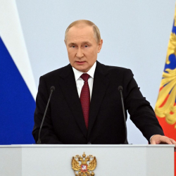 Путин Украина боюнча АКШ менен ким аркылуу кепке келиши мүмкүн экени айтылды