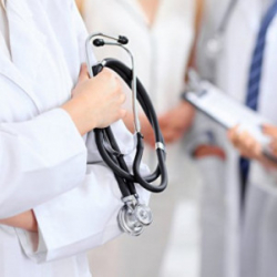 Бардык саламаттыкты сактоо уюмдарында бет кап тагынуу режими киргизилген