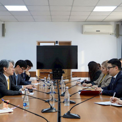 Экономика министринин орун басары Корея элчиси менен кызматташтыкты талкуулады