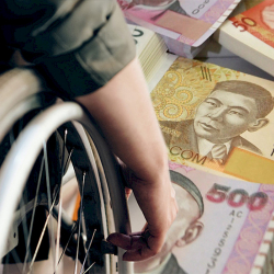 Кыргызстанда 37 миң 494 бала майыптыгы боюнча жөлөкпул алат