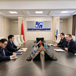 Беларустун кондитердик ишканаларына Кыргызстандан мөмө-жемиштерди жеткирүү мүмкүнчүлүгү сунушталды