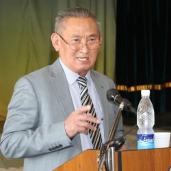 Жазуучусу Мелис Абакиров дүйнө салды