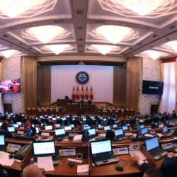 ЖК комитети ЖМК тууралуу мыйзам долбоорунун концепциясын жактырды