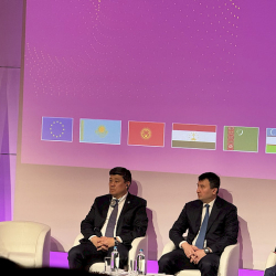 Төрөбаев Брюсселде транспорттук байланыштар боюнча инвесторлор форумуна катышты