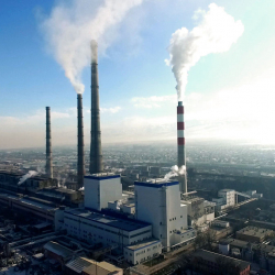 ЖЭБдеги кырсык: Министр ысык суу берүү 70% жеткенин айтты