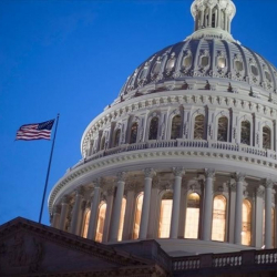 АКШ Сенаты Украинага жардам берүүнү камтыган мыйзам долбоорун жактырды