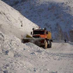 Айдоочуларга эскертүү: Айрым унаа жолдорго чектөө киргизилүүдө