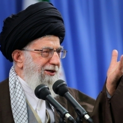 Хаменеи: АКШ өздөрүнүн эки жүздүүлүгүн ашкере кылды