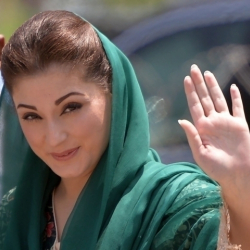 Пакистанда мурдагы лидердин кызы премьер-министр болду