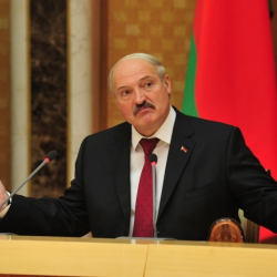 Барам, барам, барам. Лукашенко кайрадан шайлоого катышууну каалай турганын билдирди