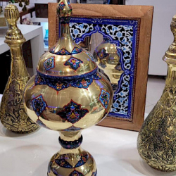 Кирүү акысыз. Бишкекте Иран искусствосунун көргөзмөсү өтөт