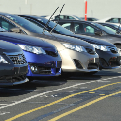 Парламенте автоунааларга видео көзөмөл орнотуу сунушу сынга кабылды