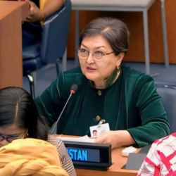 Министр Гүлнара Баатырова БУУнун тегерек столунда сөз сүйлөдү