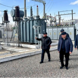 Таалайбек Ибраев Нарындагы энергетикалык ишканалардын абалы менен таанышты