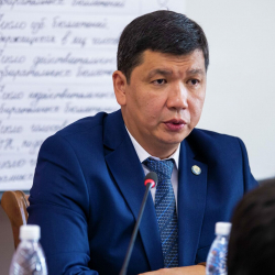 Мэр Бишкека прокомментировал задержания своего зама Сазыкулова