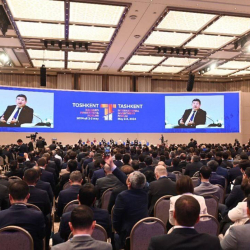 Кыргызстан менен Өзбекстан соода көлөмүн 2 млрд долларга жеткирүүнү көздөөдө