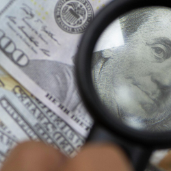 Курс доллара снизился до 89,2 сома