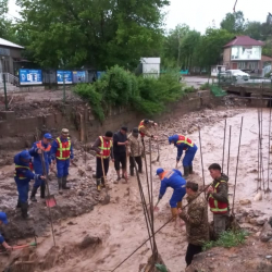 Баткен жана Ош облустарында сел жүрдү
