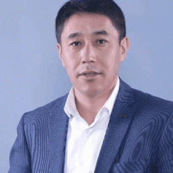 Боорунан жабыркаган ырчы Рустам Сагыналиев көз жумду