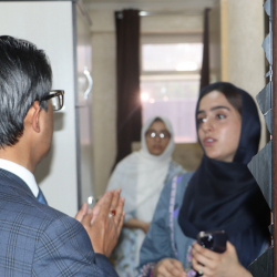 «В Кыргызстане вам ничего не угрожает». Байсалов извинился перед иностранными студентами