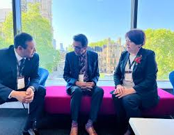 Министры образования Кыргызстана и Пакистана обсудили инцидент с иностранными студентами