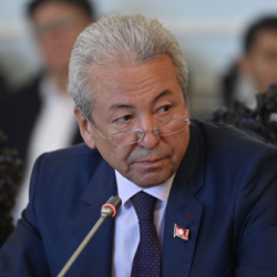 Суд отклонил жалобу Адахана Мадумарова на ЦИК