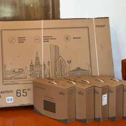 “Альянс Алтын” Таластагы окуу мекемелерине техникалык жабдууларды алып берди