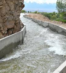 Баткенде элди сугат суу менен камсыздачу 46 чакырымдык канал курулду