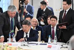 ЕАЭБ өлкөлөрүнүн премьерлери бир катар документтерге кол коюшту. Тизме