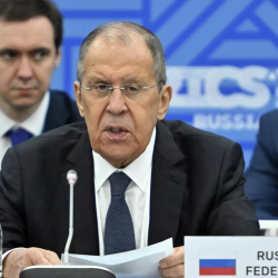 Лавров: БРИКС уюмунун глобалдык көйгөйлөрдү чечүүдөгү ролу өсүүдө