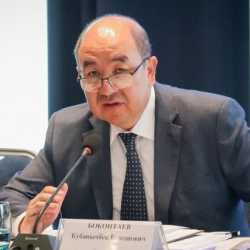 ЖК досрочно освободил Кубанычбека Боконтаева от должности главы Нацбанка КР