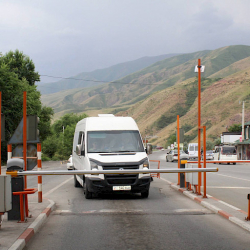 Сосновка жана Кара-Көл постторуна накталай эмес төлөм киргизилет