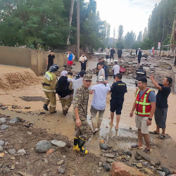 Ош шаарында сел жүрдү