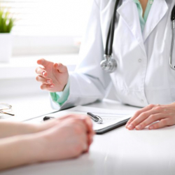 Быйыл 6 айда 5,5 миңдей кыргызстандык Өзбекстанга дарыланууга барган