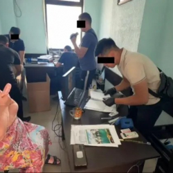 «Аалам» жана «Кенч» соода комплекстеринин жетекчилерине кылмыш иши козголду