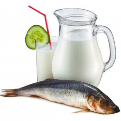 Кыргызстандан Россияга сүт жана балык азыктарын ташууга киргизилген чектөөлөр алынды