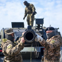 В России хотят увеличить срок службы в армии для новых граждан