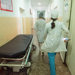 Бишкектеги балдар ооруканасы ординаторлорду жумушка чакырат