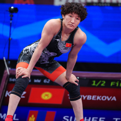 Айсулуу Тыныбекованын биринчи атаандашы белгилүү болду