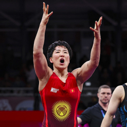 Айпери Медет кызы жарым финалга чыкты