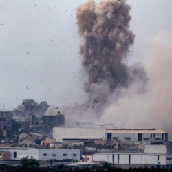 Израиль армиясы Газадагы мектепке сокку уруп, 100дөй адам көз жумду