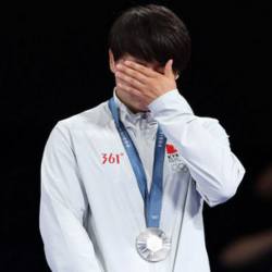 Мээрим Жуманазарова раскрыла причину слез на награждении